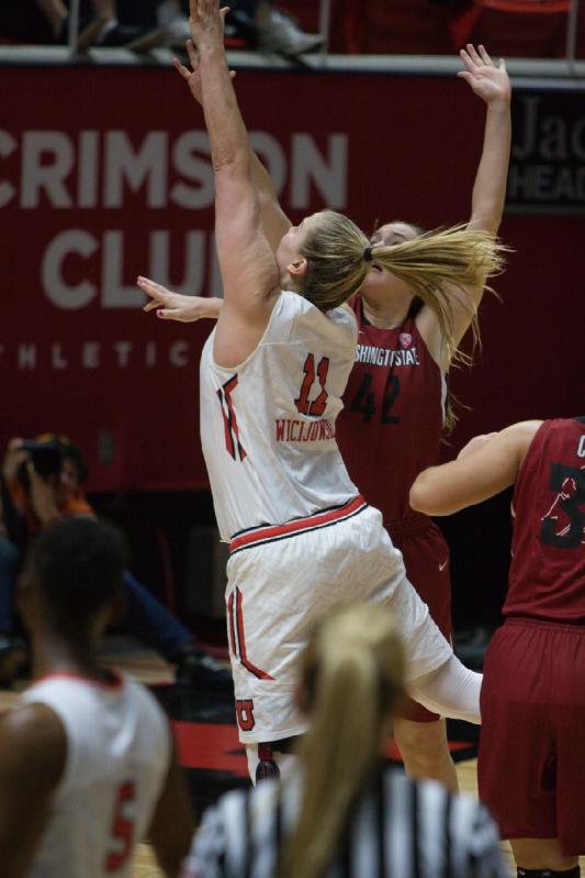 2015-02-15 13:38:36 ** Basketball, Cheyenne Wilson, Damenbasketball, Taryn Wicijowski, Utah Utes, Washington State ** 