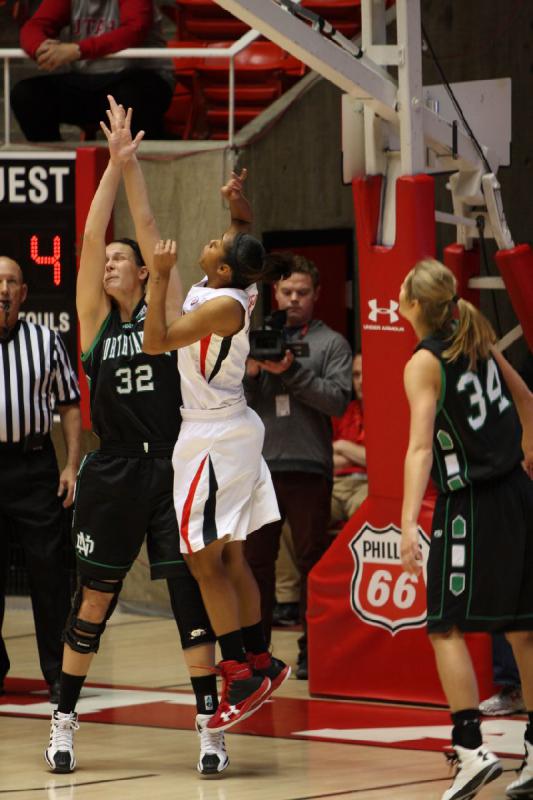 2012-12-29 15:03:26 ** Basketball, Damenbasketball, Iwalani Rodrigues, North Dakota, Utah Utes ** 