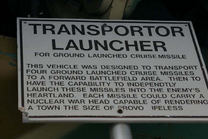 2007-04-01 14:38:50 ** Air Force, Hill AFB, Utah ** Beschreibung des Raketenwerfers für Cruised Missiles.