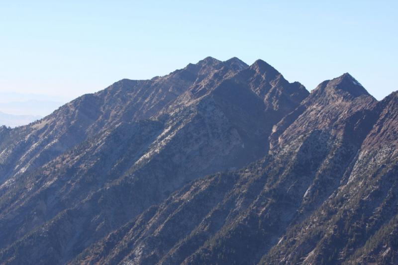 2008-10-25 16:19:10 ** Little Cottonwood Canyon, Snowbird, Utah ** Berge auf der Südseite des Canyons.