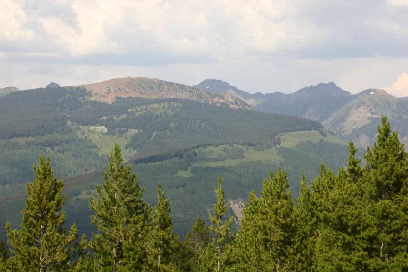2006-07-23 15:46:56 ** Vail ** Mountains as far as one can see. 2006-07-23 15:46:56 ** Vail ** Mountains as far as one can see.