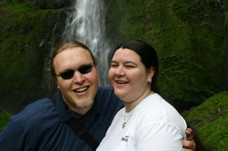 2005-05-06 17:28:22 ** Erica, Multnomah Falls, Ruben ** Ruben and Erica.