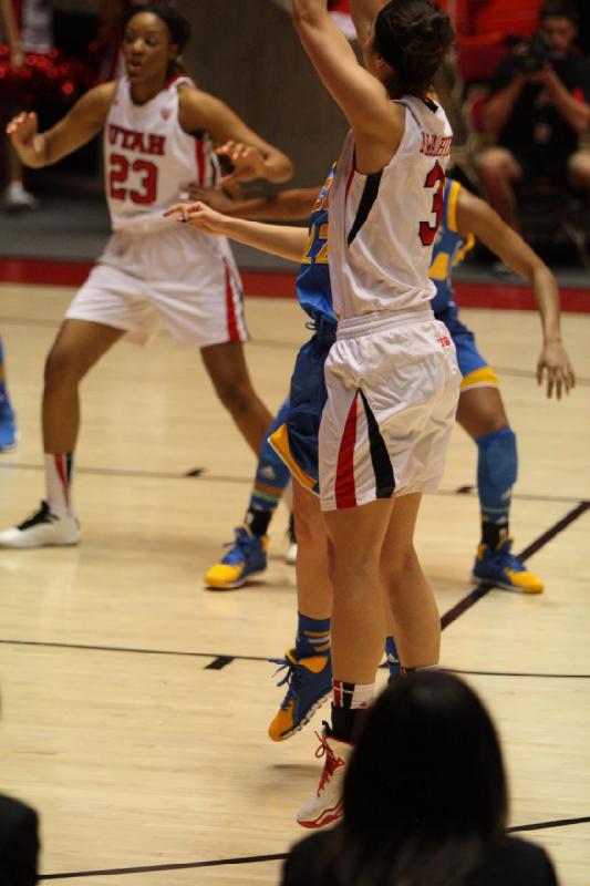 2014-03-02 15:19:08 ** Ariel Reynolds, Basketball, Damenbasketball, Malia Nawahine, UCLA, Utah Utes ** 