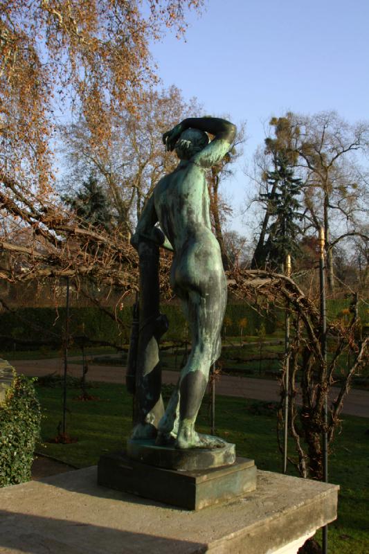 2006-11-28 10:20:54 ** Deutschland, Potsdam ** Statue.