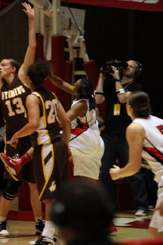 2011-01-15 15:37:05 ** Basketball, Damenbasketball, Janita Badon, Michelle Harrison, Utah Utes, Wyoming ** 