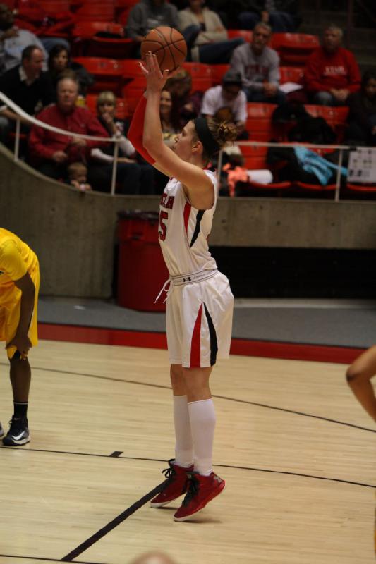 2013-01-04 19:19:13 ** Basketball, Cal, Damenbasketball, Michelle Plouffe, Utah Utes ** 