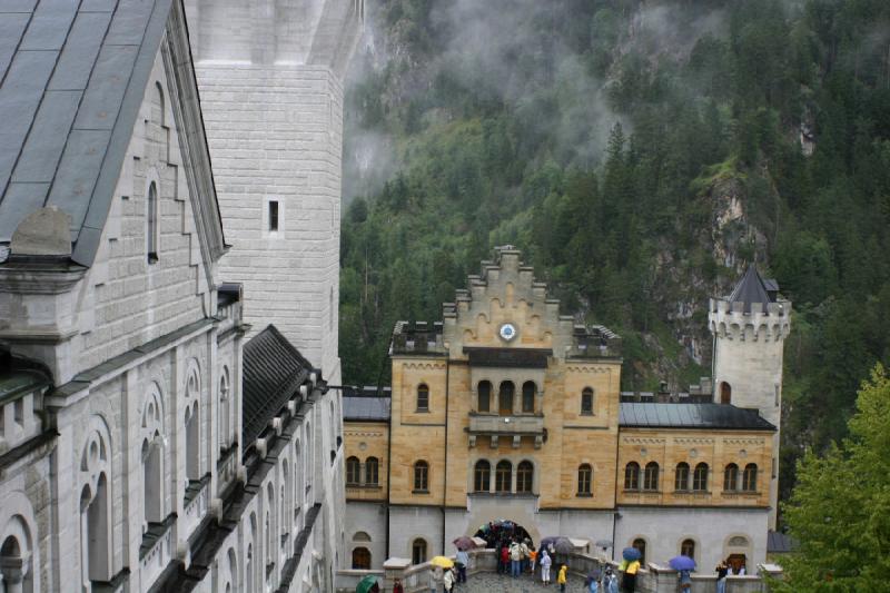 2005-08-21 16:45:06 ** Deutschland, München ** Eingangsbereich des Schloßes.