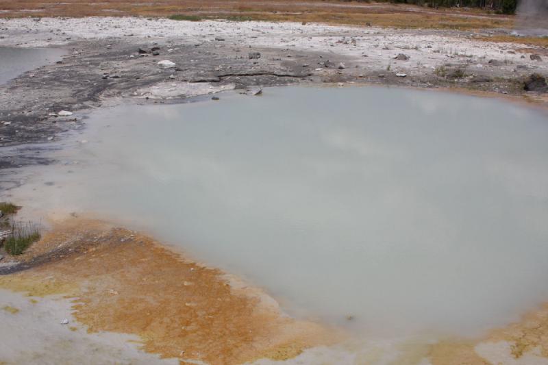 2009-08-03 13:00:11 ** Yellowstone National Park ** 'Black Opal Spring'.