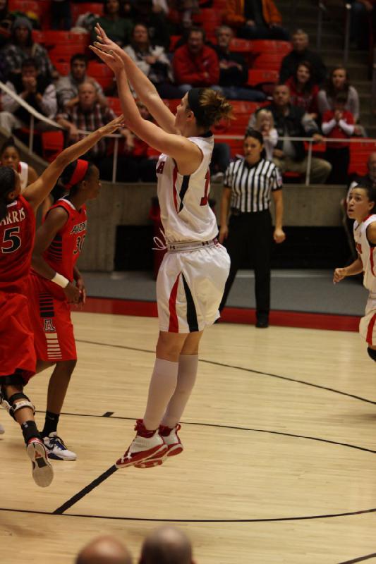 2013-01-18 20:38:21 ** Arizona, Basketball, Damenbasketball, Danielle Rodriguez, Michelle Plouffe, Utah Utes ** 