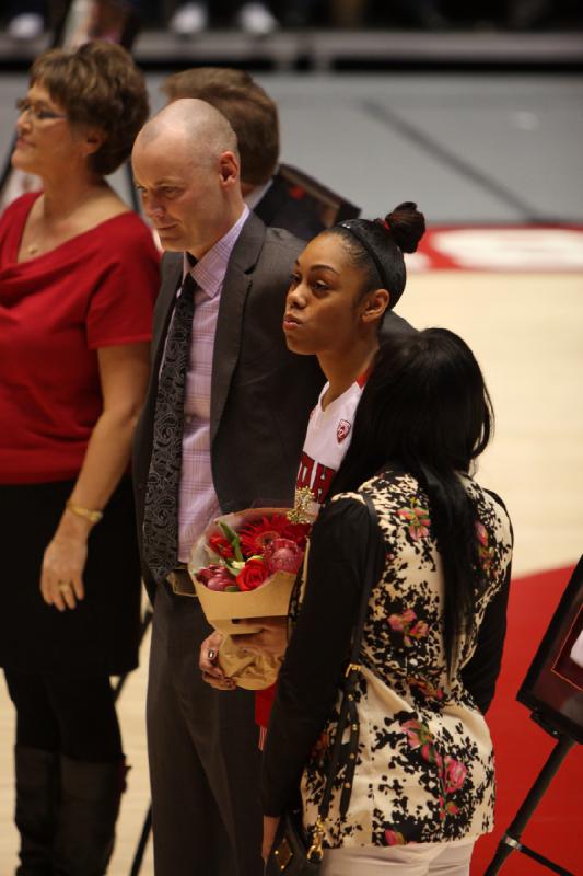 2013-02-24 13:55:45 ** Anthony Levrets, Basketball, Damenbasketball, Iwalani Rodrigues, Janita Badon, Utah Utes, Washington State ** 