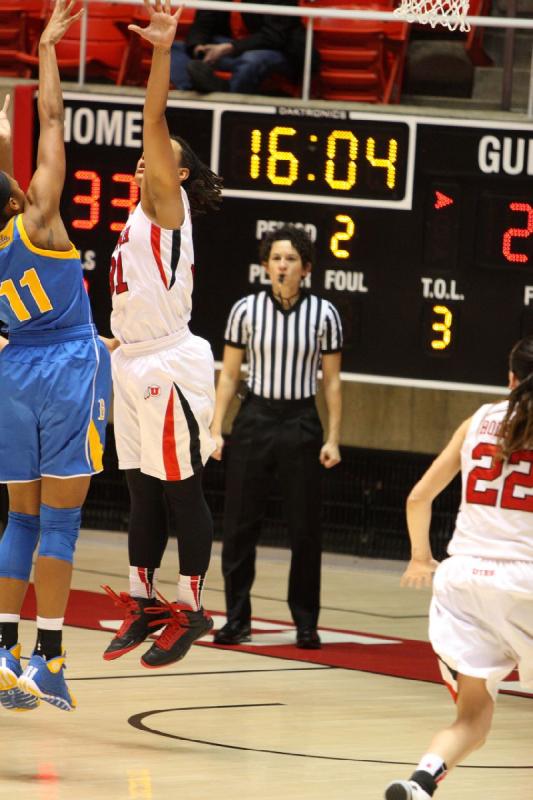 2014-03-02 15:12:35 ** Basketball, Ciera Dunbar, Danielle Rodriguez, UCLA, Utah Utes, Women's Basketball ** 