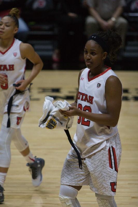 2016-11-03 12:36:29 ** Basketball, Damenbasketball, Kiana Moore, South Dakota School of Mines & Technology, Tanaeya Boclair, Utah Utes ** 