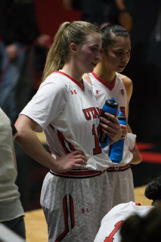 2015-12-29 20:13:22 ** Basketball, Damenbasketball, Malia Nawahine, Paige Crozon, UC Davis, Utah Utes ** 