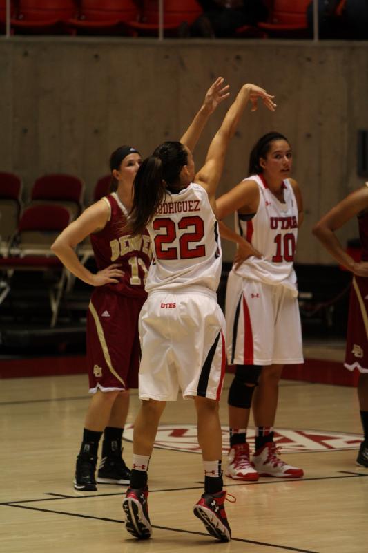 2013-11-08 21:06:56 ** Basketball, Damenbasketball, Danielle Rodriguez, Nakia Arquette, University of Denver, Utah Utes ** 