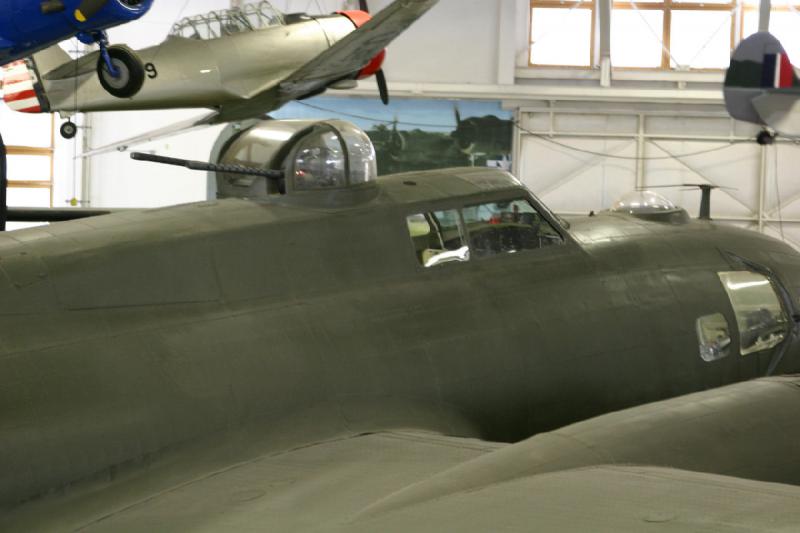 2007-04-08 14:36:42 ** Air Force, Hill AFB, Utah ** Boeing B-17 'Flying Fortress'.