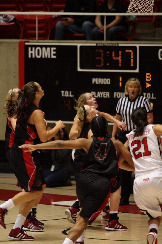 2011-11-13 16:30:50 ** Basketball, Chelsea Bridgewater, Damenbasketball, Rachel Messer, Southern Utah, Utah Utes ** 
