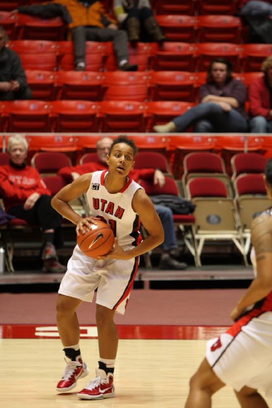 2010-12-06 20:28:52 ** Basketball, Ciera Dunbar, Damenbasketball, Utah Utes, Westminster ** 