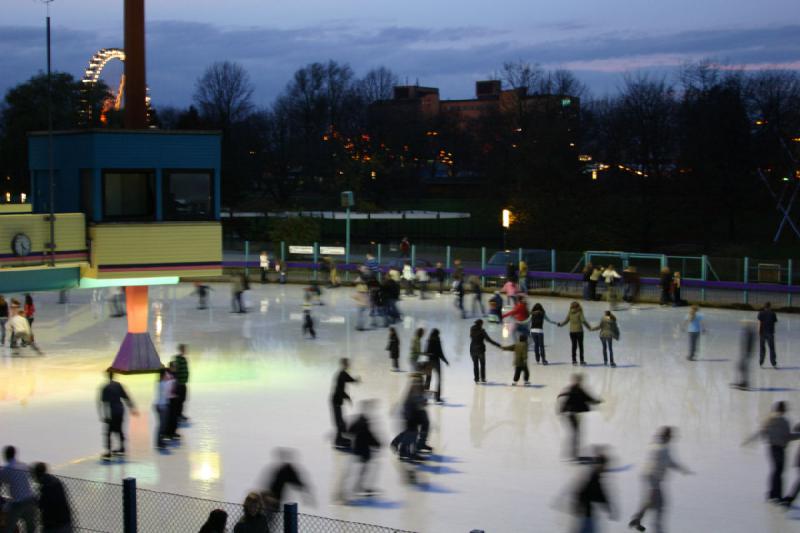 2006-11-25 16:34:40 ** Deutschland, Hamburg ** Eislaufbahn.