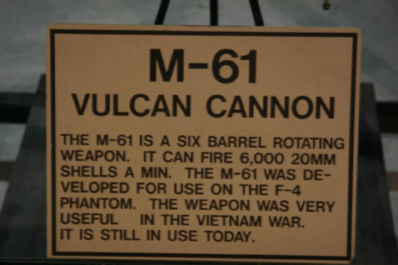 2007-04-08 13:30:20 ** Air Force, Hill AFB, Utah ** Description of the M-61 Vulcan cannon.