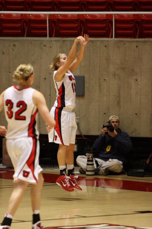 2010-12-20 19:38:57 ** Basketball, Damenbasketball, Diana Rolniak, Rachel Messer, Southern Oregon, Utah Utes ** 