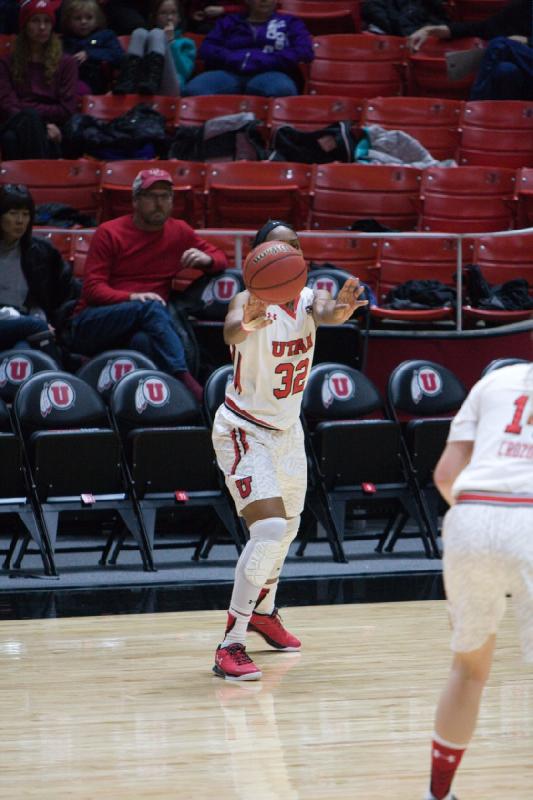 2016-01-24 14:33:58 ** Basketball, Damenbasketball, Oregon, Paige Crozon, Tanaeya Boclair, Utah Utes ** 