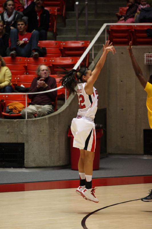 2013-01-04 18:38:11 ** Basketball, Cal, Damenbasketball, Danielle Rodriguez, Utah Utes ** 