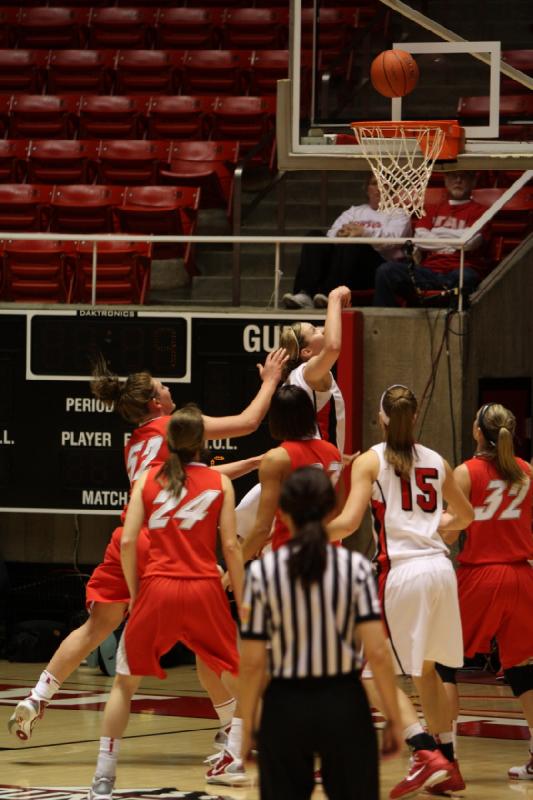 2011-02-19 17:17:17 ** Basketball, Damenbasketball, Diana Rolniak, Michelle Plouffe, New Mexico Lobos, Utah Utes ** 