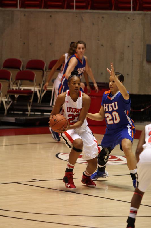 2012-12-15 15:10:31 ** Ariel Reynolds, Awa Kalmström, Basketball, Houston Baptist Huskies, Iwalani Rodrigues, Utah Utes, Women's Basketball ** 