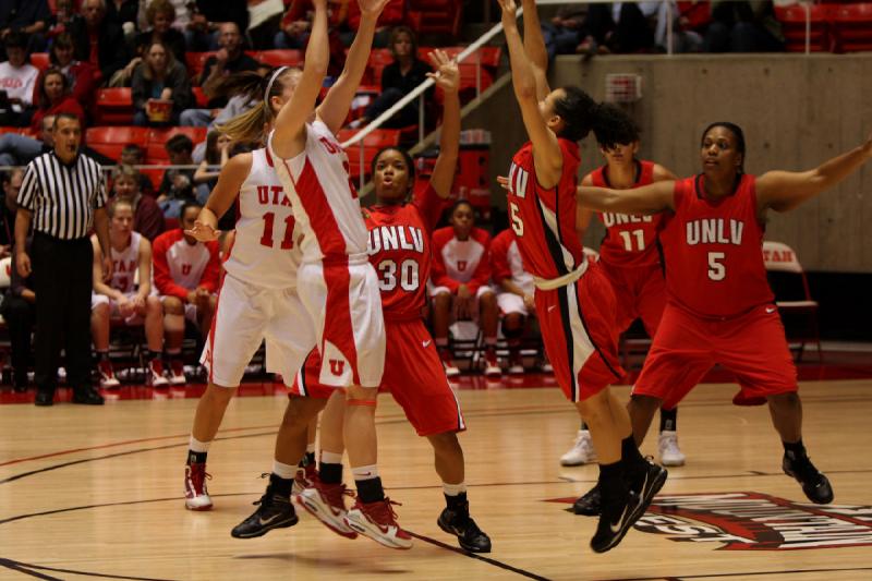 2010-01-16 16:05:28 ** Basketball, Kalee Whipple, Taryn Wicijowski, UNLV, Utah Utes, Women's Basketball ** 