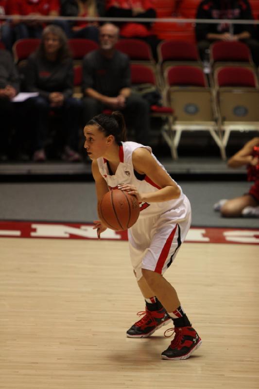 2013-11-08 21:30:28 ** Basketball, Damenbasketball, Danielle Rodriguez, University of Denver, Utah Utes ** 