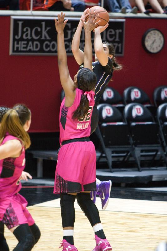 2015-02-13 19:33:34 ** Basketball, Damenbasketball, Danielle Rodriguez, Tanaeya Boclair, Utah Utes, Washington ** 