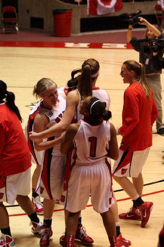 2011-02-19 18:56:27 ** Allison Gida, Basketball, Chelsea Bridgewater, Damenbasketball, Janita Badon, Michelle Plouffe, New Mexico Lobos, Rachel Messer, Rita Sitivi, Utah Utes ** 