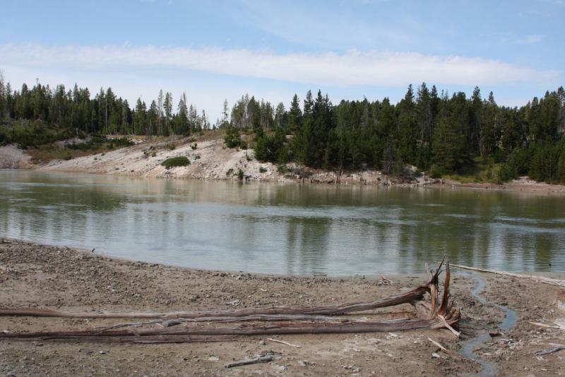 2009-08-05 09:44:49 ** Yellowstone National Park ** 