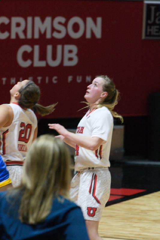 2016-01-31 14:38:06 ** Basketball, Damenbasketball, Katie Kuklok, Paige Crozon, UCLA, Utah Utes ** 