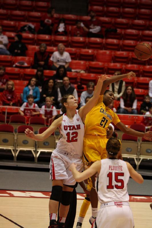 2014-01-12 13:02:29 ** Basketball, Cal, Damenbasketball, Emily Potter, Michelle Plouffe, Utah Utes ** 