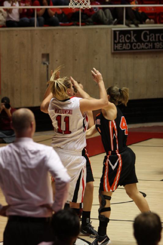 2011-12-06 20:18:52 ** Anthony Levrets, Basketball, Idaho State, Taryn Wicijowski, Utah Utes, Women's Basketball ** 