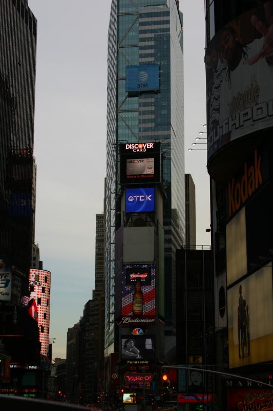 2006-05-07 18:58:24 ** New York ** 'Times Square' am Abend.