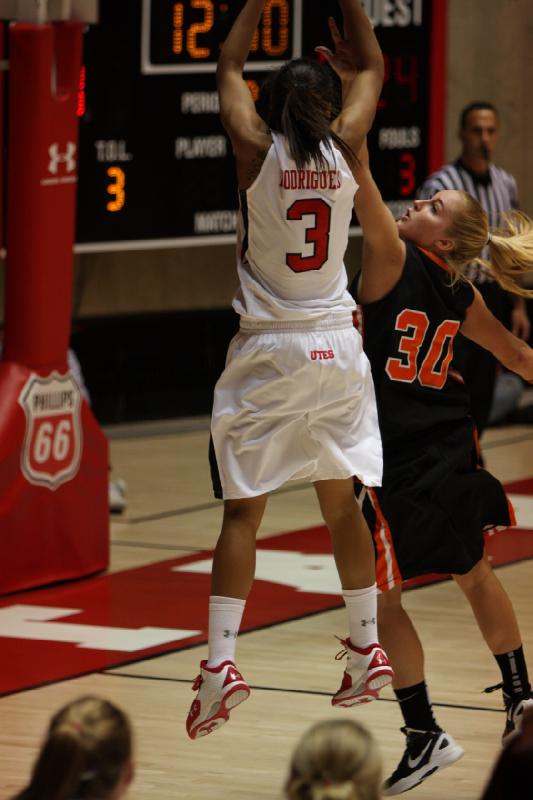 2011-12-06 20:10:40 ** Basketball, Damenbasketball, Idaho State, Iwalani Rodrigues, Utah Utes ** 