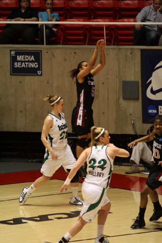 2011-03-21 19:42:49 ** Basketball, Damenbasketball, Notre Dame, Temple ** 