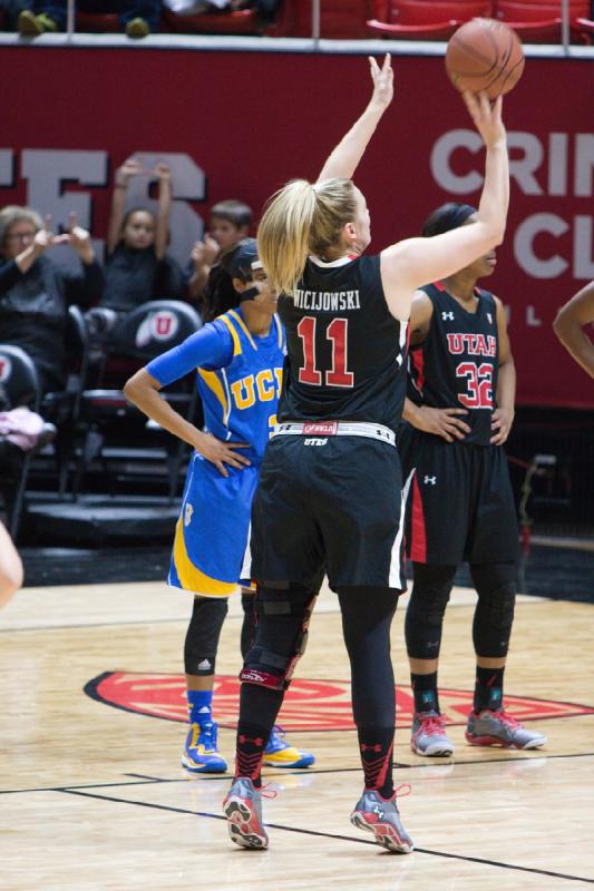 2015-01-09 18:22:13 ** Basketball, Damenbasketball, Tanaeya Boclair, Taryn Wicijowski, UCLA, Utah Utes ** 