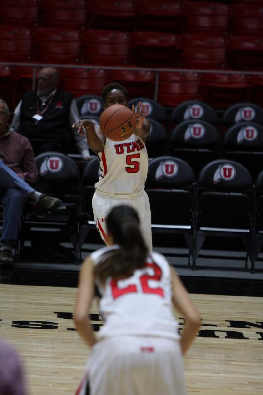 2014-11-05 20:19:45 ** Alaska Anchorage, Basketball, Cheyenne Wilson, Damenbasketball, Danielle Rodriguez, Utah Utes ** 