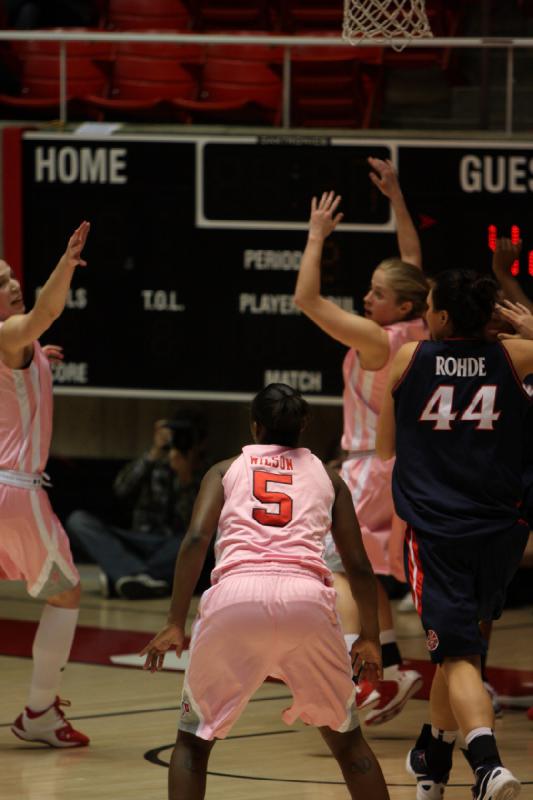 2012-02-11 15:11:28 ** Arizona, Basketball, Cheyenne Wilson, Damenbasketball, Michelle Plouffe, Rachel Messer, Utah Utes ** 