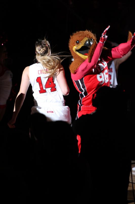 2014-11-05 18:58:25 ** Alaska Anchorage, Basketball, Damenbasketball, Paige Crozon, Swoop, Utah Utes ** 