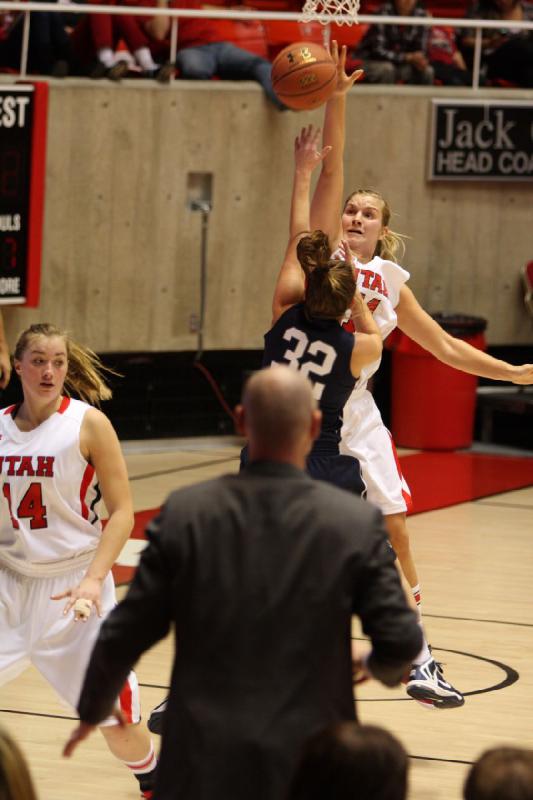 2012-11-01 19:37:05 ** Basketball, Concordia, Damenbasketball, Paige Crozon, Taryn Wicijowski, Utah Utes ** 