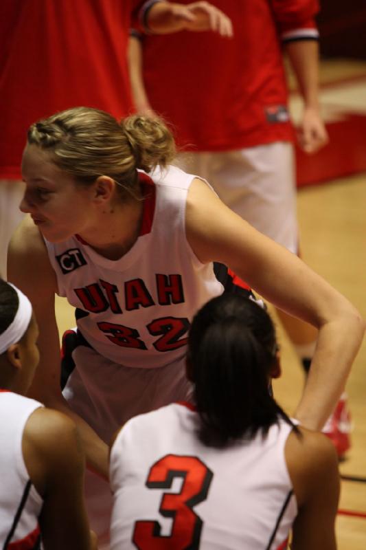 2010-12-20 19:03:36 ** Basketball, Damenbasketball, Diana Rolniak, Iwalani Rodrigues, Janita Badon, Southern Oregon, Utah Utes ** 