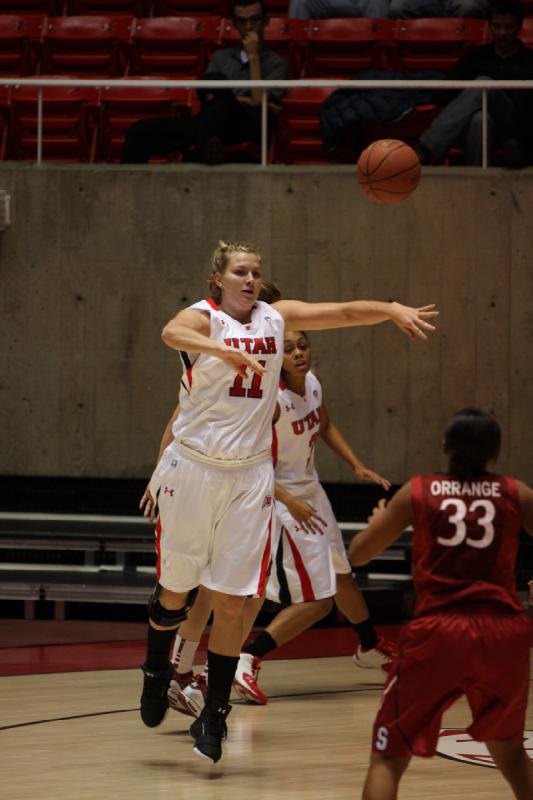 2012-01-12 19:04:22 ** Basketball, Iwalani Rodrigues, Stanford, Taryn Wicijowski, Utah Utes, Women's Basketball ** 