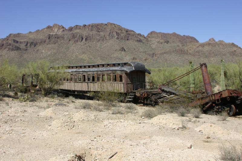 2006-06-17 15:25:16 ** Tucson ** Einladender Eisenbahnwagen. Da waren selbst die Stahlsitze in unserem kleinen Zug um die Stadt besser.
