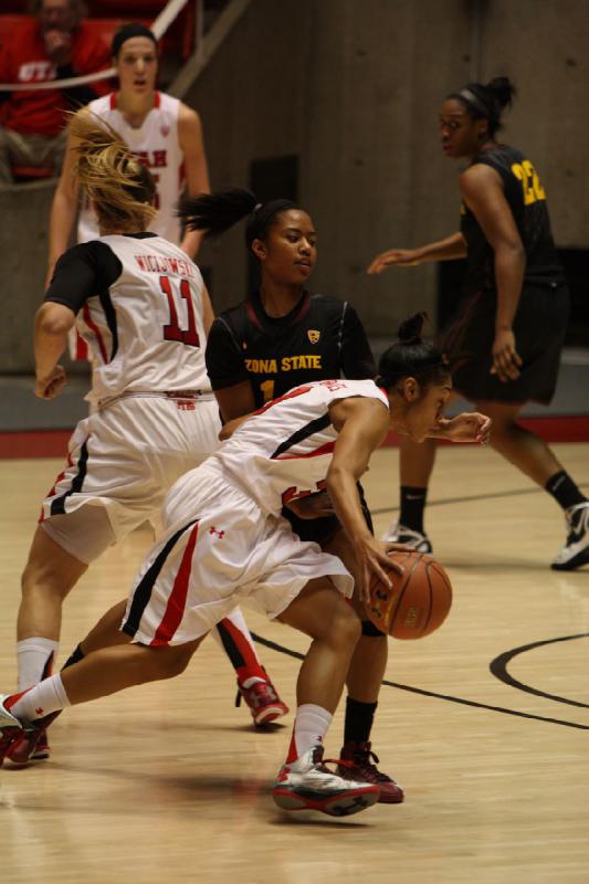 2013-01-20 15:40:14 ** Arizona State, Basketball, Damenbasketball, Iwalani Rodrigues, Michelle Plouffe, Taryn Wicijowski, Utah Utes ** 