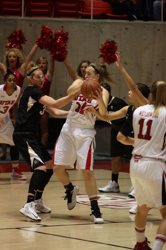 2013-01-13 15:15:16 ** Basketball, Colorado, Damenbasketball, Iwalani Rodrigues, Paige Crozon, Taryn Wicijowski, Utah Utes ** 