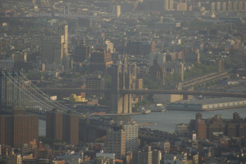 2006-05-06 18:35:00 ** New York ** 'Brooklyn Bridge' im Mittelpunkt.